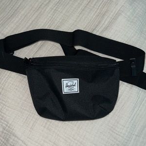 Herschel crossbody